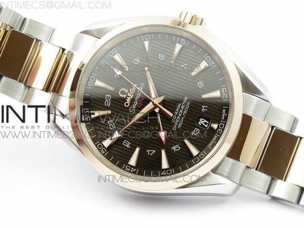 AQUA TERRA 150M GMT SS/RG - Image 2