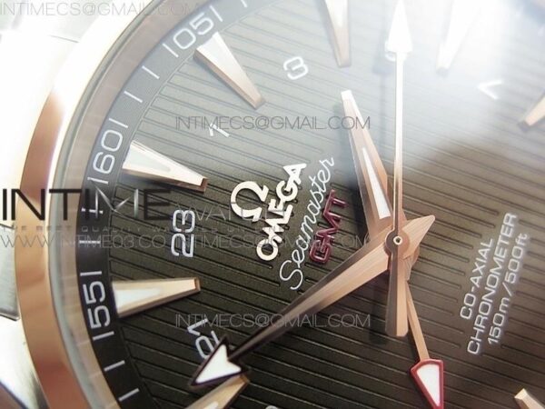 AQUA TERRA 150M GMT SS/RG - Image 6