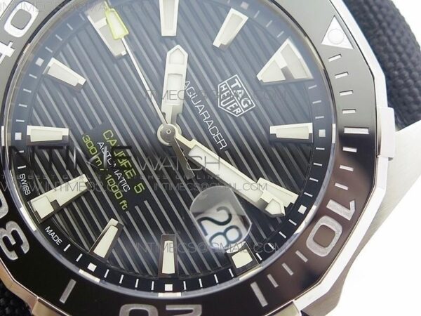 AQUARACER CALIBRE 41MM BLACK SS - Image 4