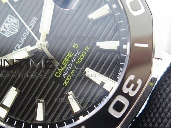 AQUARACER CALIBRE 41MM BLACK SS - Image 5