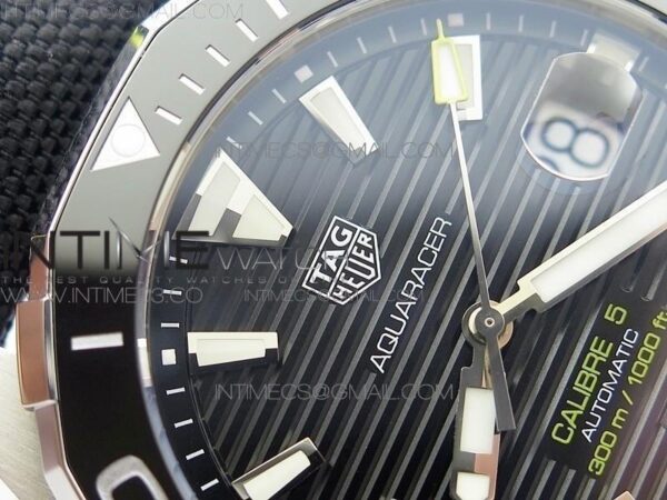AQUARACER CALIBRE 41MM BLACK SS - Image 7