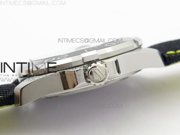 AQUARACER CALIBRE 41MM BLACK SS - Image 9