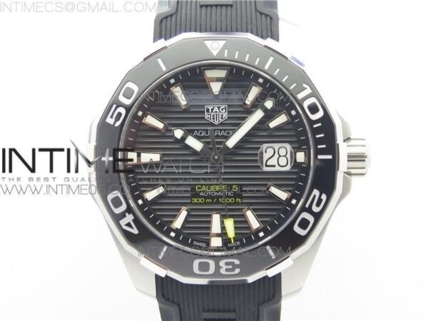 AQUARACER CALIBRE 43MM BLACK