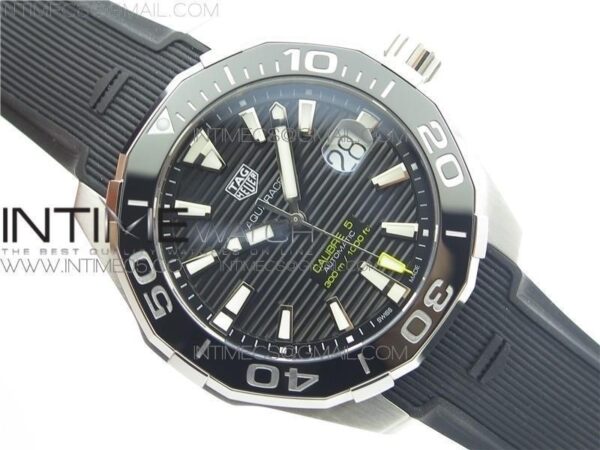 AQUARACER CALIBRE 43MM BLACK - Image 2