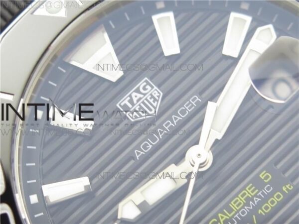 AQUARACER CALIBRE 43MM BLACK - Image 5