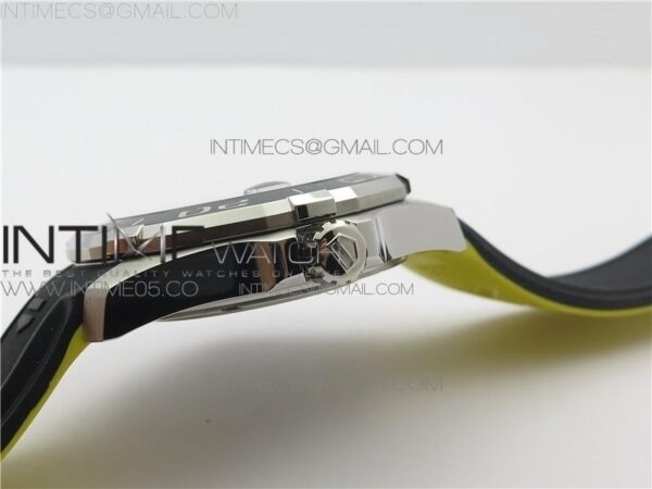 AQUARACER CALIBRE 43MM BLACK - Image 6