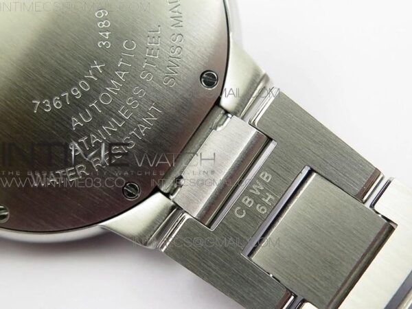 Ballon Bleu 33mm SS AF White Textured Dial on SS Bracelet - Image 19