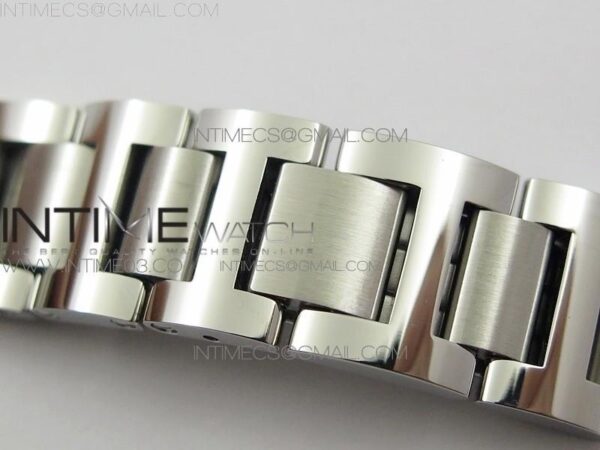 Ballon Bleu 33mm SS AF White Textured Dial on SS Bracelet - Image 10