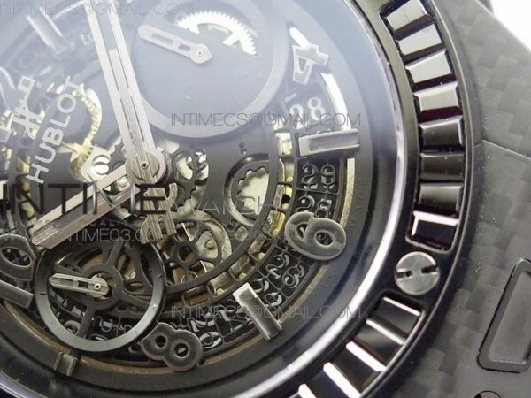BIG BANG UNICO 45.5MM CARBON/BLACK DIAMOND BEZEL - Image 2