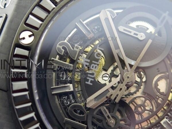 BIG BANG UNICO 45.5MM CARBON/BLACK DIAMOND BEZEL - Image 8