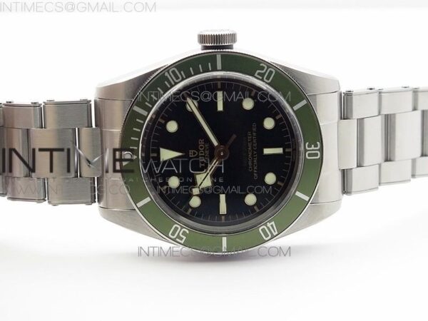 BLACK BAY “GREEN” EXCLUSIVE TO HARRODS - Image 2