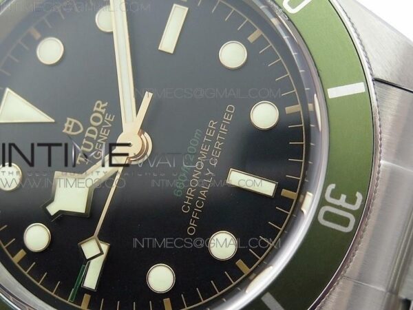 BLACK BAY “GREEN” EXCLUSIVE TO HARRODS - Image 3