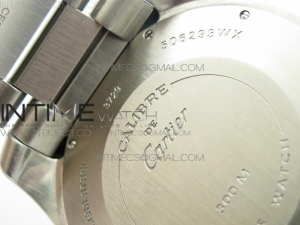 Calibre de Cartier Diver SS JF Blue Dial on SS Bracelet 23J - Image 16