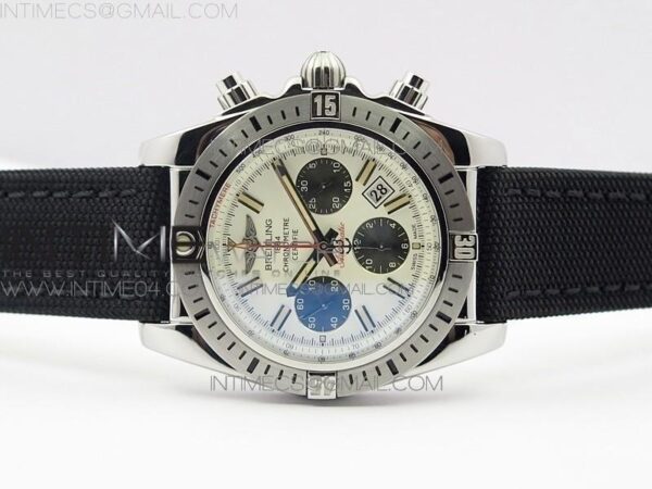 CHRONOMAT 44 AIRBORNE 30TH ANNIVERSARY GF - Image 2