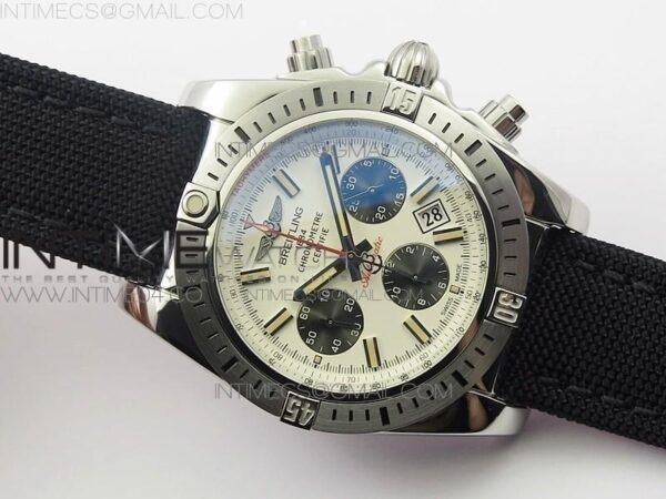 CHRONOMAT 44 AIRBORNE 30TH ANNIVERSARY GF - Image 3