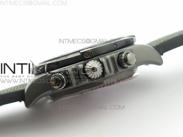CHRONOMAT 44MM BLACKSTEEL GF - Image 7