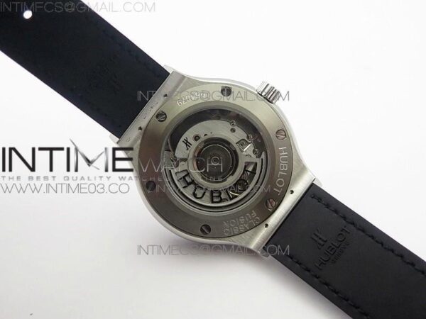 CLASSIC FUSION 38MM TITANIUM - Image 20