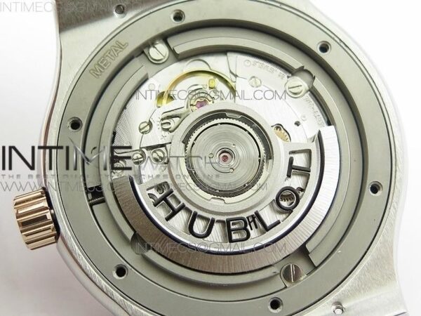 CLASSIC FUSION 42MM TITANIUM - Image 12