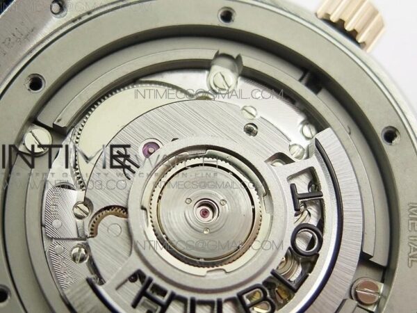 CLASSIC FUSION 42MM TITANIUM - Image 15