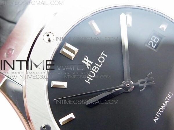 CLASSIC FUSION 42MM TITANIUM - Image 6