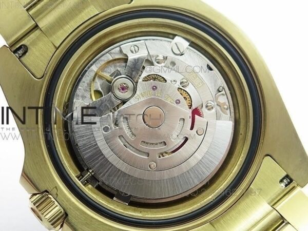 GMT-MASTER II 116718LN YG BP - Image 9
