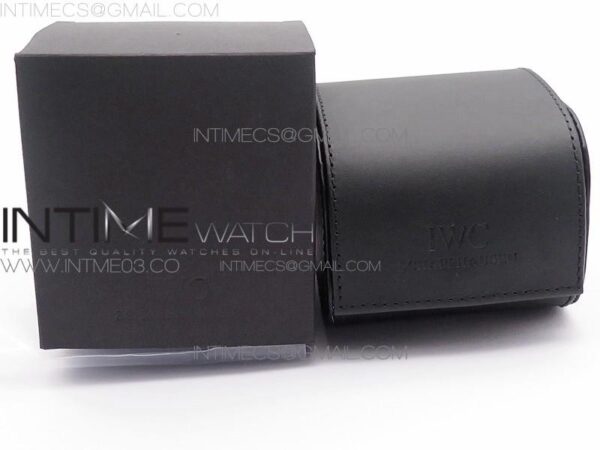 IWC BLACK TRAVEL BOX