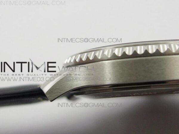NAVITIMER 8 A17314 SS ZF - Image 7