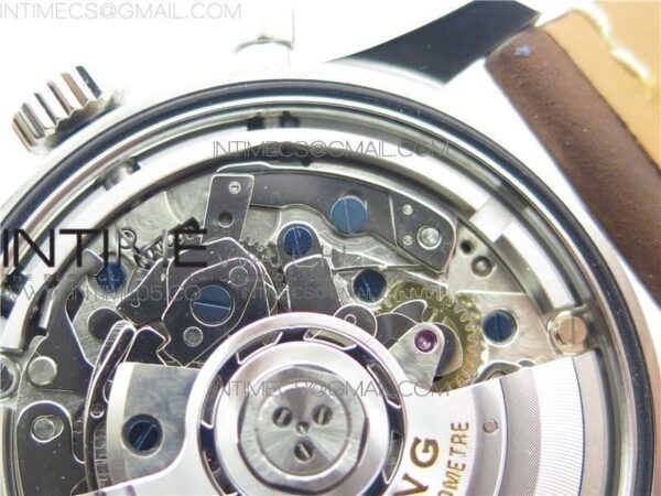NAVITIMER SS V9F PAN AM 2019 - Image 15