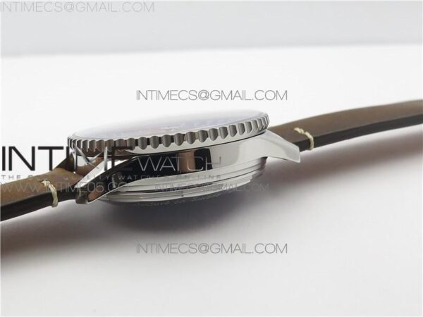 NAVITIMER SS V9F PAN AM 2019 - Image 7