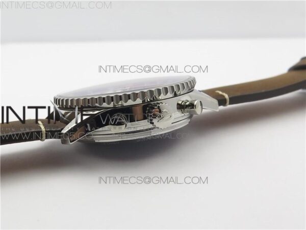 NAVITIMER SS V9F PAN AM 2019 - Image 9