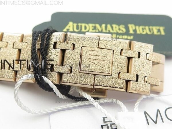 ROYAL OAK 33MM 15000 SATIN - Image 9