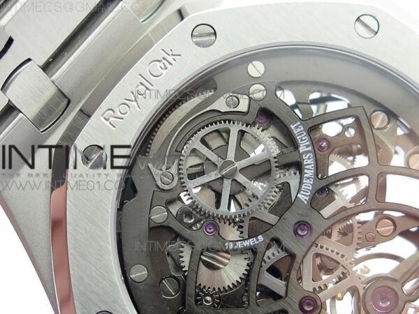 Royal Oak SS CY - Image 13