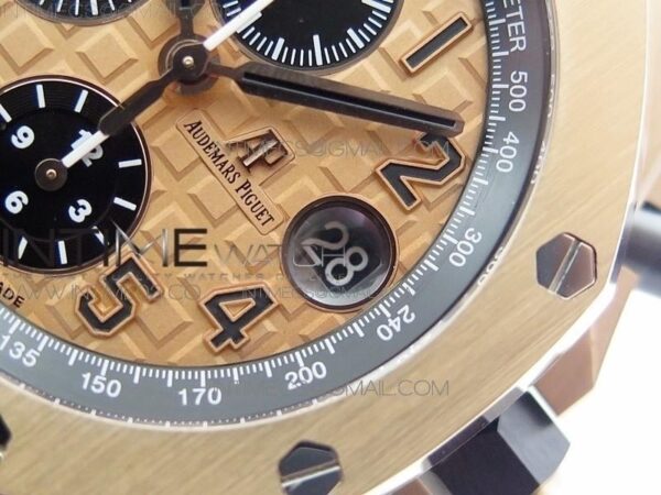 ROYAL OAK OFFSHORE 2014 GOLD THEME - Image 3