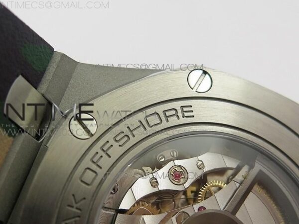 ROYAL OAK OFFSHORE 2018 SIHH ‘COMBAT’ 44MM - Image 17