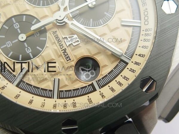ROYAL OAK OFFSHORE 2018 SIHH ‘COMBAT’ 44MM - Image 5