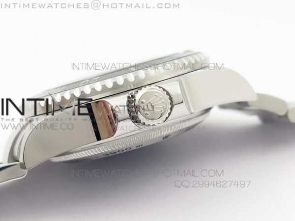SEA-DWELLER DEEPSEA 116660 BLACK - Image 13