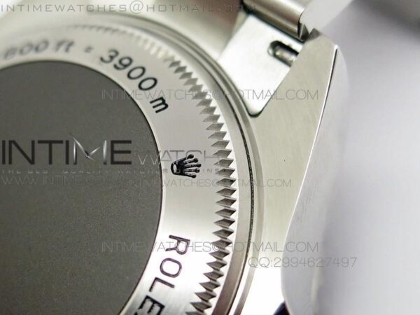 SEA-DWELLER DEEPSEA 116660 BLACK - Image 25
