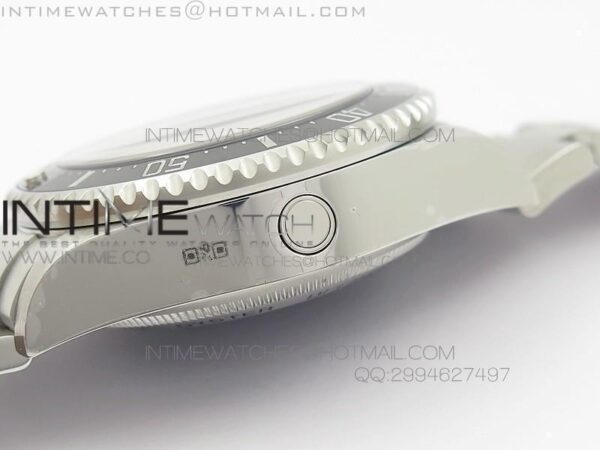 SEA-DWELLER DEEPSEA 116660 BLACK - Image 7