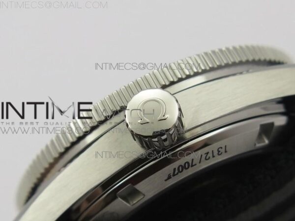 SEAMASTER 300 007 SPECTRE - Image 8