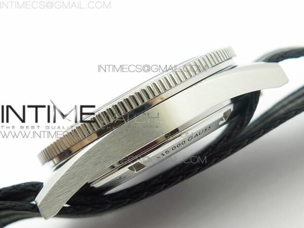 SEAMASTER 300 007 SPECTRE - Image 9