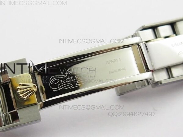SUBMARINER 116613LN SS / YG TW - Image 9