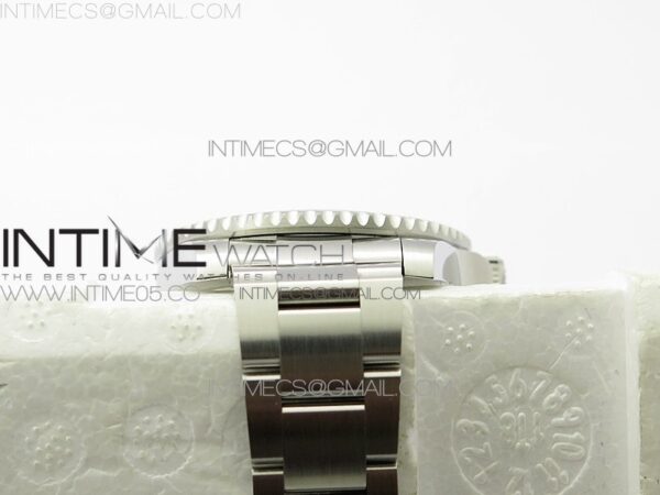 Submariner 116610 LV Green Ceramic ZRF 1:1 Best Edition on SS Bracelet VR3135 (CF Bezel) - Image 11