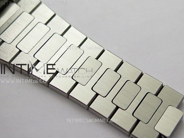 Nautilus 5711/1A-010 PPF 1:1 Best Edition Blue Textured Dial on SS Bracelet Super Clone 26-330 V5 - Image 14