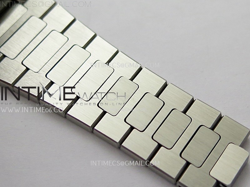 Nautilus 5711/1A-011 PPF 1:1 Best Edition White Textured Dial on SS Bracelet Super Clone 26-330 V5 - Image 13