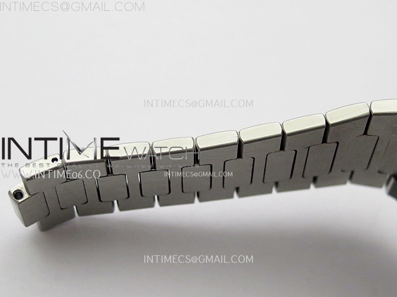 Nautilus 5711/1A-011 PPF 1:1 Best Edition White Textured Dial on SS Bracelet Super Clone 26-330 V5 - Image 12