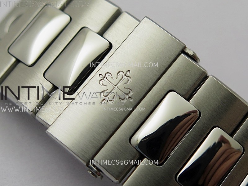 Nautilus 5711/1A-011 PPF 1:1 Best Edition White Textured Dial on SS Bracelet Super Clone 26-330 V5 - Image 17