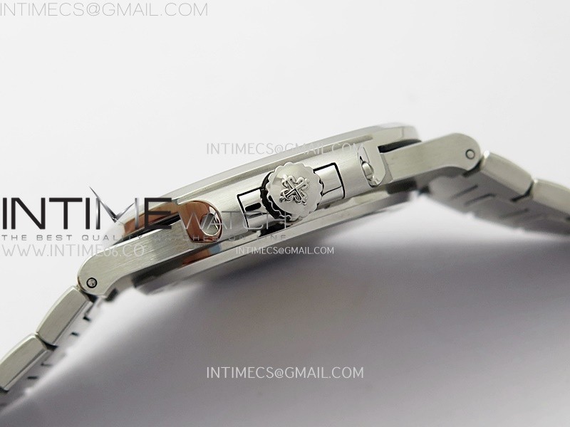 Nautilus 5711/1A-011 PPF 1:1 Best Edition White Textured Dial on SS Bracelet Super Clone 26-330 V5 - Image 9