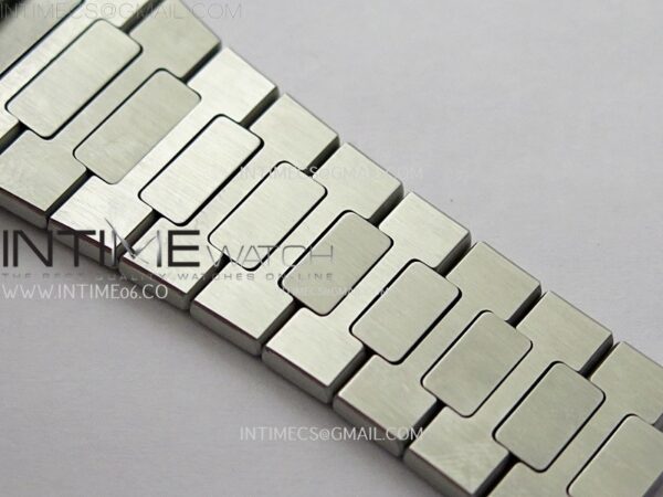 Nautilus 5711/1A-018 PPF 1:1 Best Edition Tiffany Blue Textured Dial on SS Bracelet Super Clone 26-330 V5 - Image 18