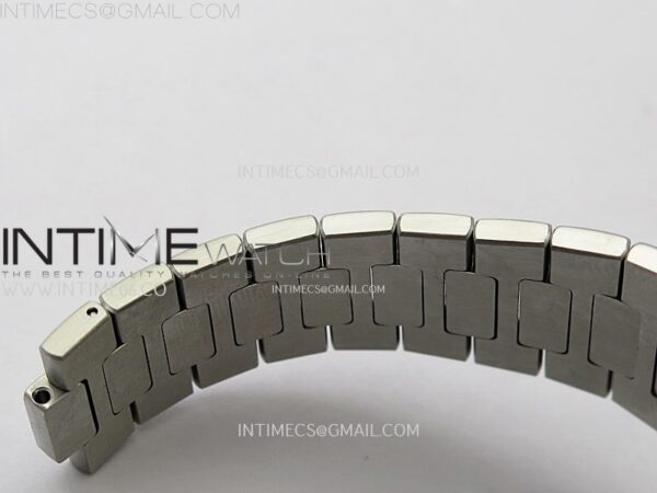 Nautilus 5711/1A-018 PPF 1:1 Best Edition Tiffany Blue Textured Dial on SS Bracelet Super Clone 26-330 V5 - Image 17