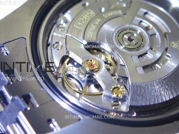 GMT-Master II Batman126710 BLNR Blue/Black Ceramic Clean Factory 1:1 Best Edition Black Dial on Jubilee Bracelet SH3285 CHS - Image 36